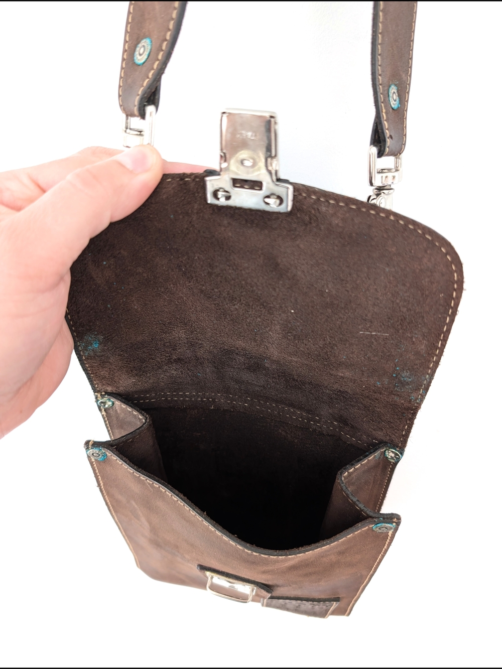 Vintage Rugby North America Leather Crossbody – Heritage Minimalist Satchel - Picture 9 of 10